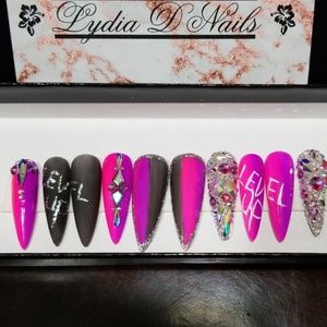 Level up bling press-on nails